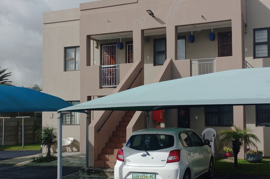 2 Bedroom Property for Sale in Groenvallei Western Cape